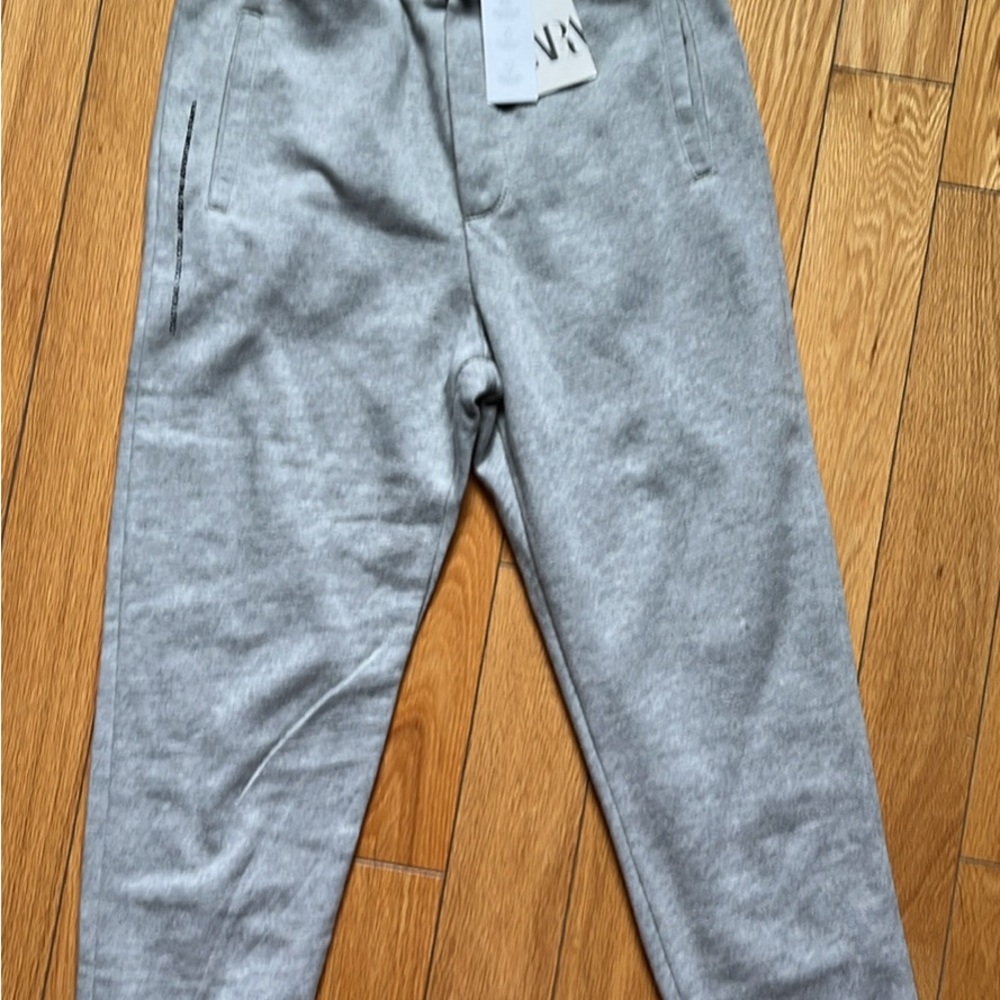 Zara Light Heather Gray Sweatpants with Elastic Waistband and Tapered Fit